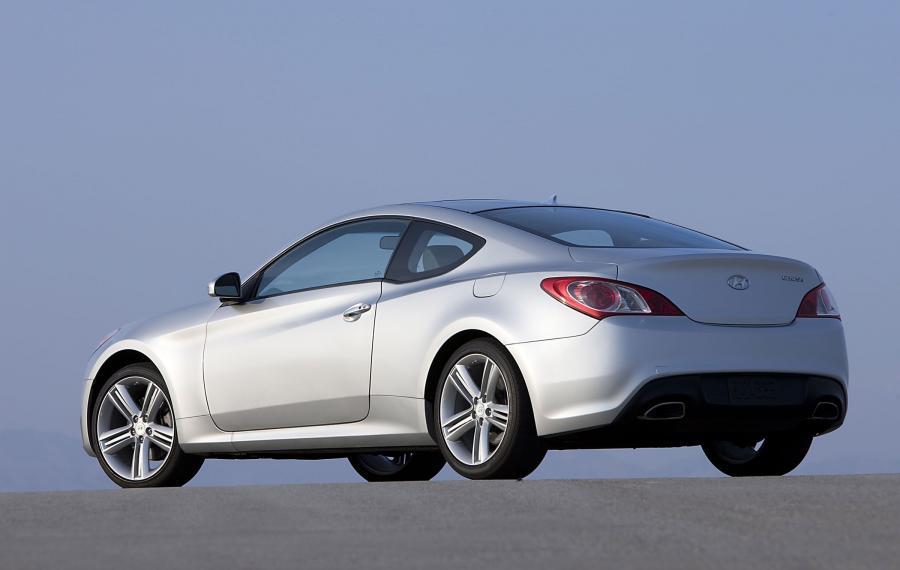  Hyundai Genesis Coupe 2010 года  (фото 232 из 300)